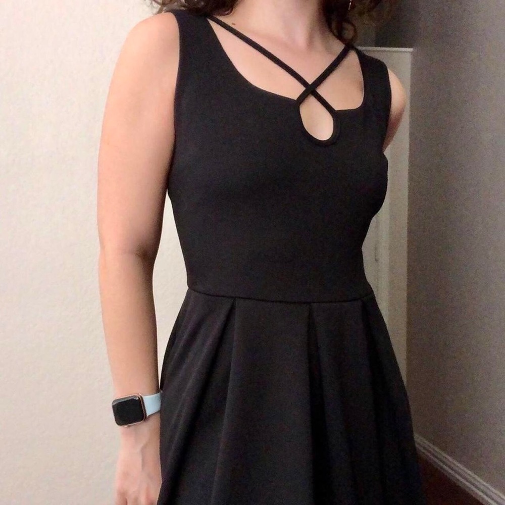 B. Darlin classy black a-line dress